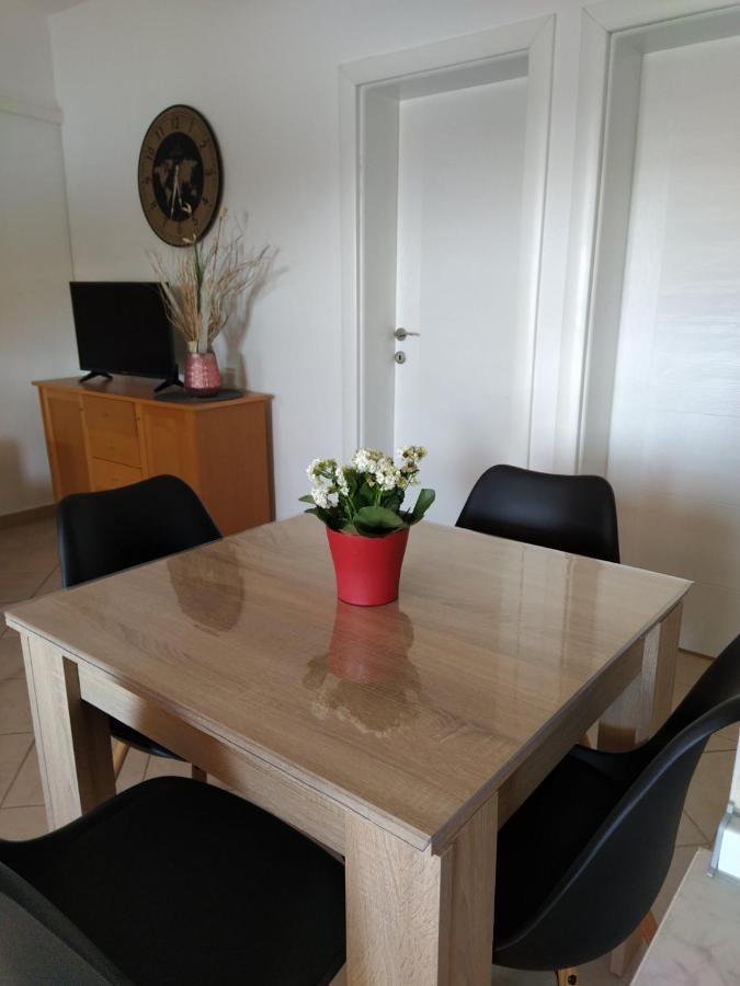 Apartmani Ruza Vir Exterior foto